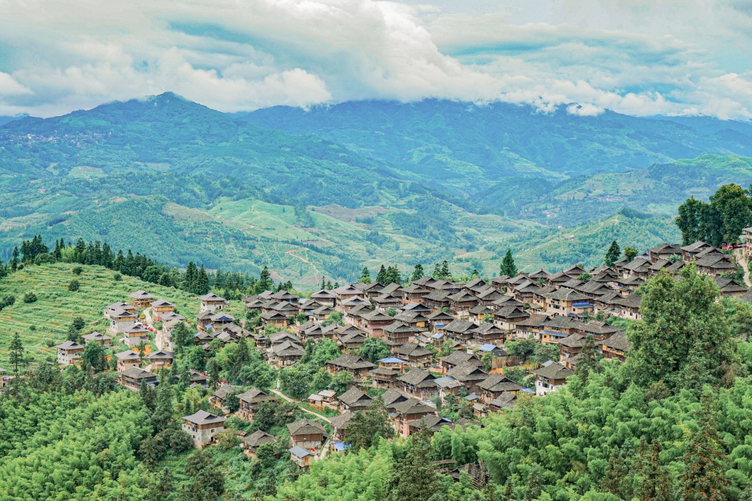 2-Day Congjiang Ethnic Village & Rice Terraces Tour from Guilin