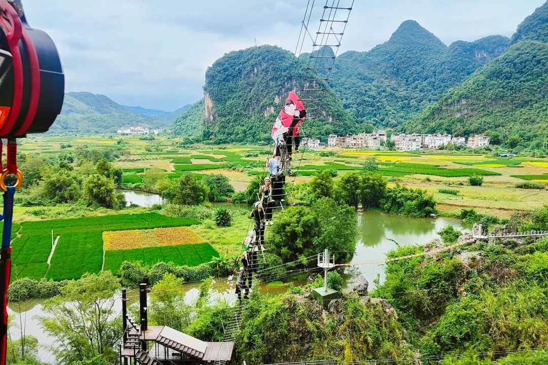 1-Day Guilin Yangshuo Outdoor Advanture: Rock Climbing & River Tracing
